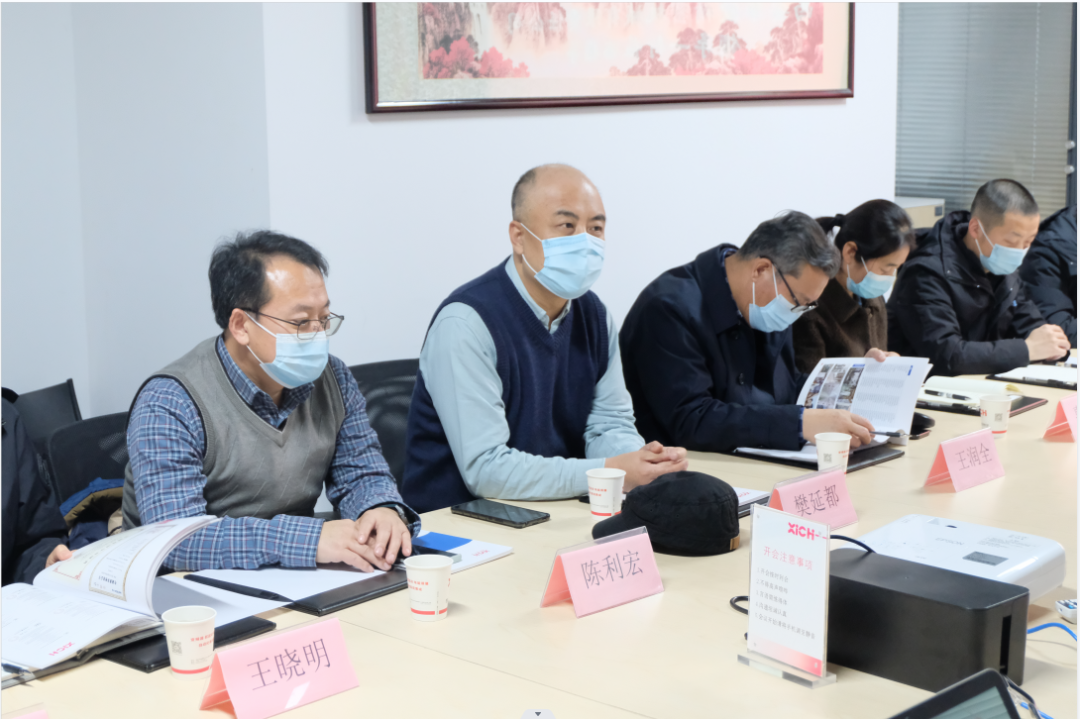 陜西省總商會(huì)副會(huì)長(zhǎng)、西安華歐精密機(jī)械有限公司董事長(zhǎng)樊延都一行來西馳參觀交流(圖2)