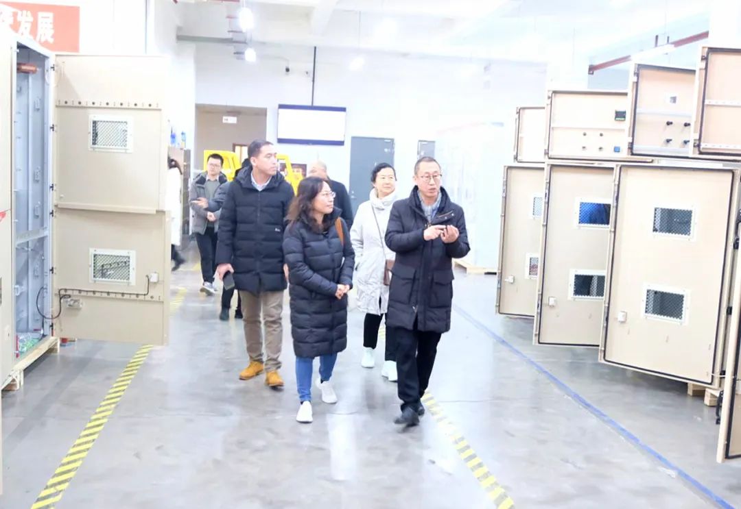 中山大學胡瑩教授一行來我司調(diào)研交流(圖5)